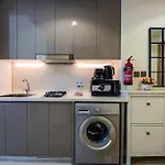 Naseem Elegant Studio Escape In Al Merkadh