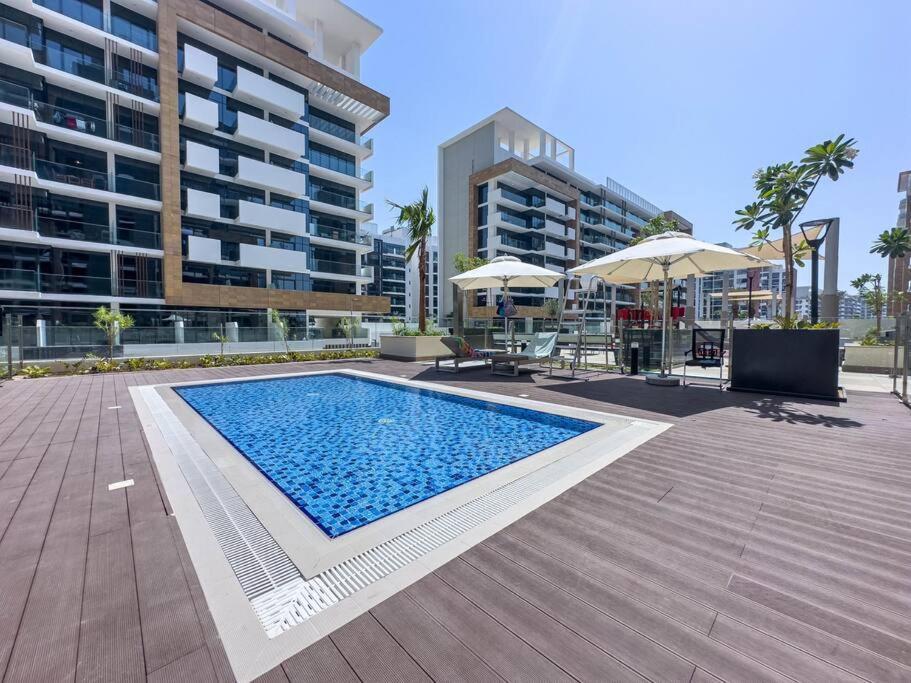 Naseem Elegant Escape In Al Merkadh Apartment