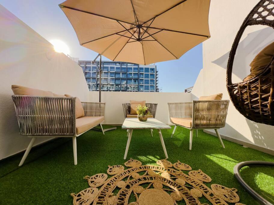 Naseem Elegant Escape In Al Merkadh Apartment *